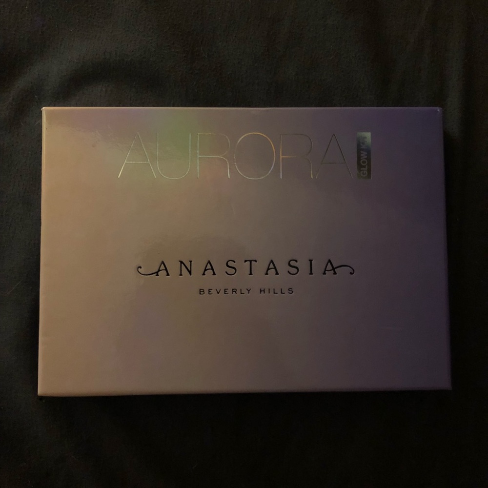Anastasia Aurora Glow Kit